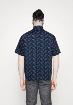 Lacoste Chemise - Navy Blue/Ethereal -URBAN CLASSICS Soldes Boutique d5e09a2715a340fd99bcc364dc5f5f3e